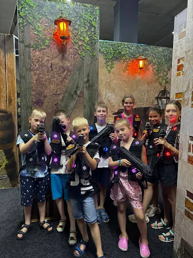 LaserTag Lublin, Urodziny, Questy - Fantastyczny świat rozrywki Factoria